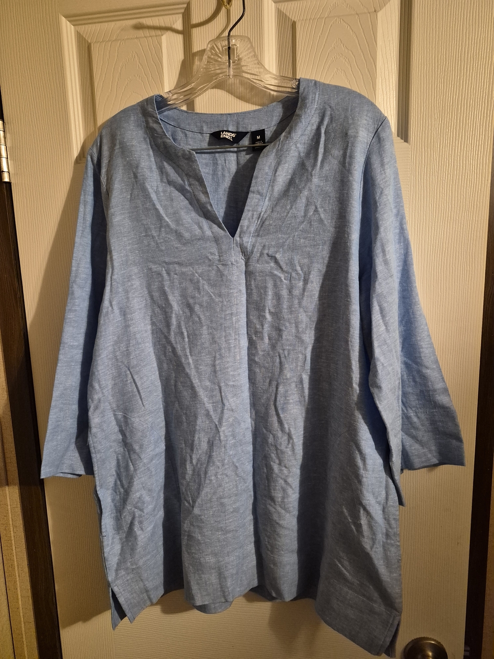 Lands' End Men’s Light Blue Casual Button-Down Shirt With Pockets .